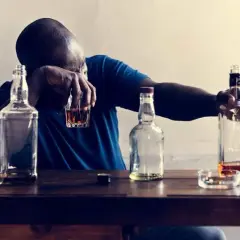 Ile gram alkoholu ma wódka? Zaskakujące fakty o jej zawartości