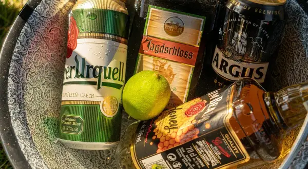 Piwo w puszce, Jagermeister, Argus i bourbon w misce. Czy piwo w puszce zamarznie?
