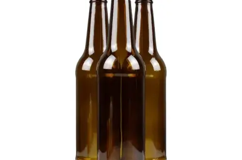Ile waży butelka piwa? Zaskakujące różnice w wagach 0,5 l