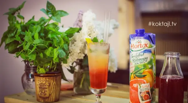Orzeźwiający drink z sokiem żurawinowym i grejpfrutowym Hortex. Idealny na letnie popołudnie.